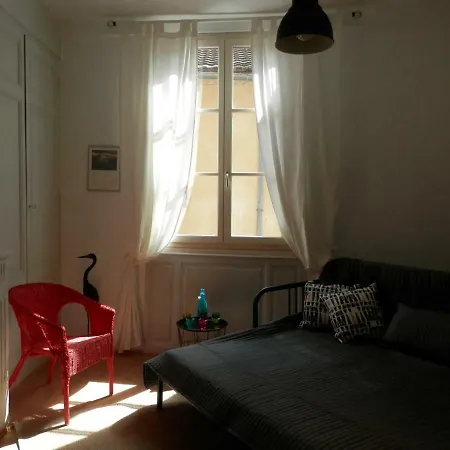 Couette Et Cafe Cyrano Apartment