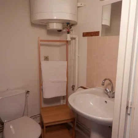 Apartment Couette Et Cafe Cyrano *